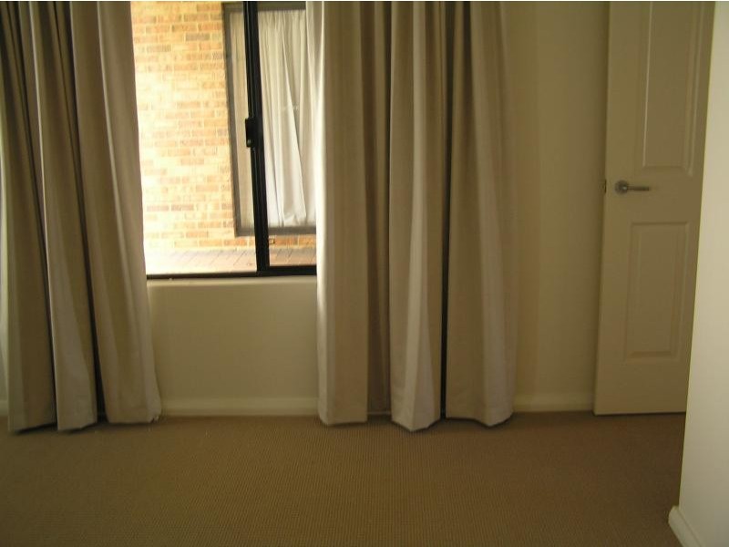 20 Zamia Loop, Wannanup WA 6210