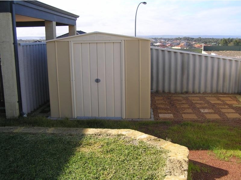 82 Warner Road, Parmelia WA 6167