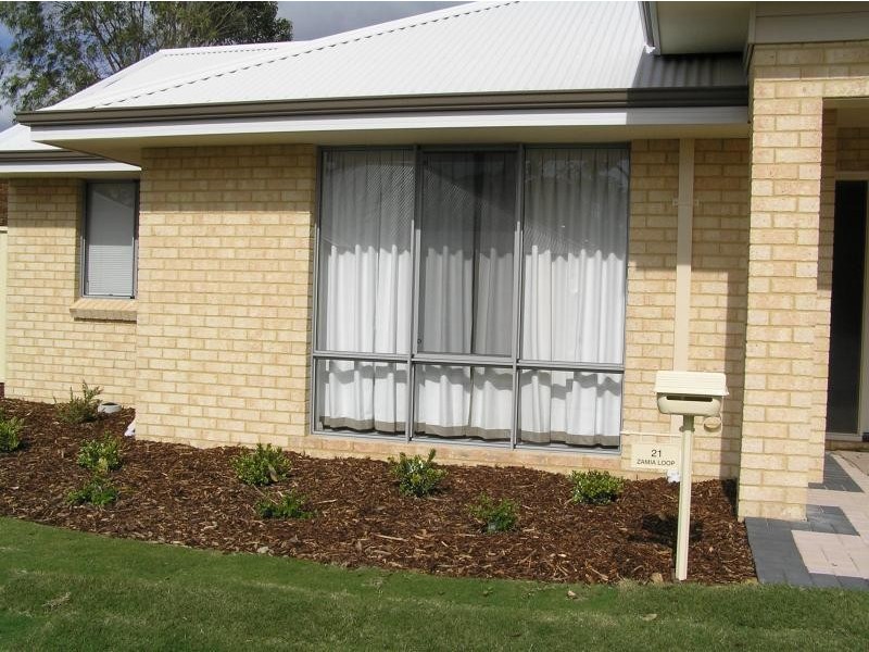 21 Zamia Loop, Falcon WA 6210