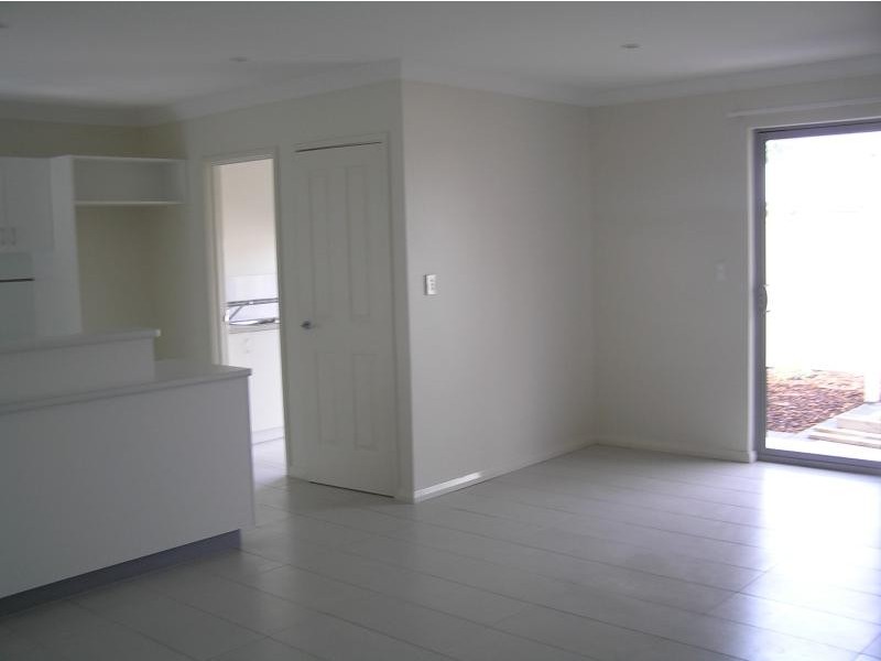 21 Zamia Loop, Falcon WA 6210