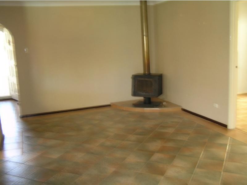 10 Saurel Way, Ferndale WA 6148