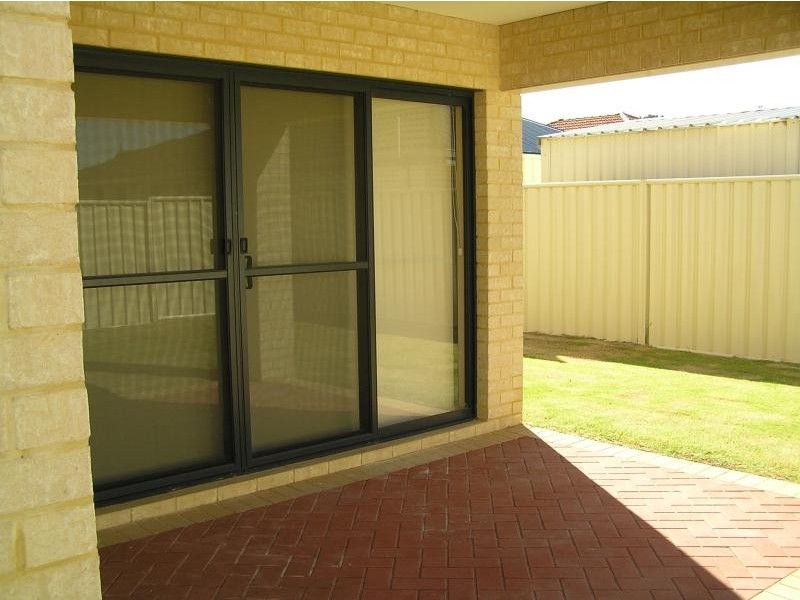 5/40 Mica Mews, Wattle Grove WA 6107