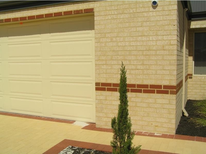 2/22 Watkins Loop, Tapping WA 6065