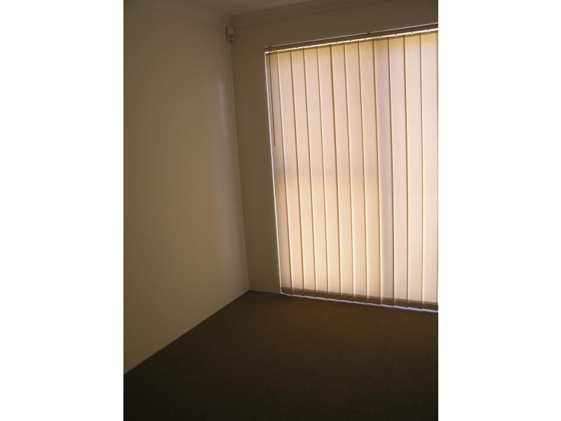 2/22 Watkins Loop, Tapping WA 6065