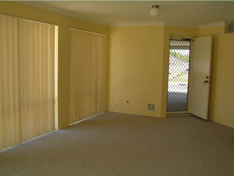 98 DALRYMPLE DRIVE, Leda WA 6170