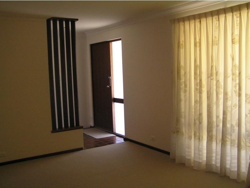 10 Searle Road, Ardross WA 6153