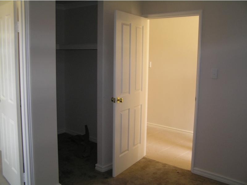 11 Devonshire Terrace, Armadale WA 6112