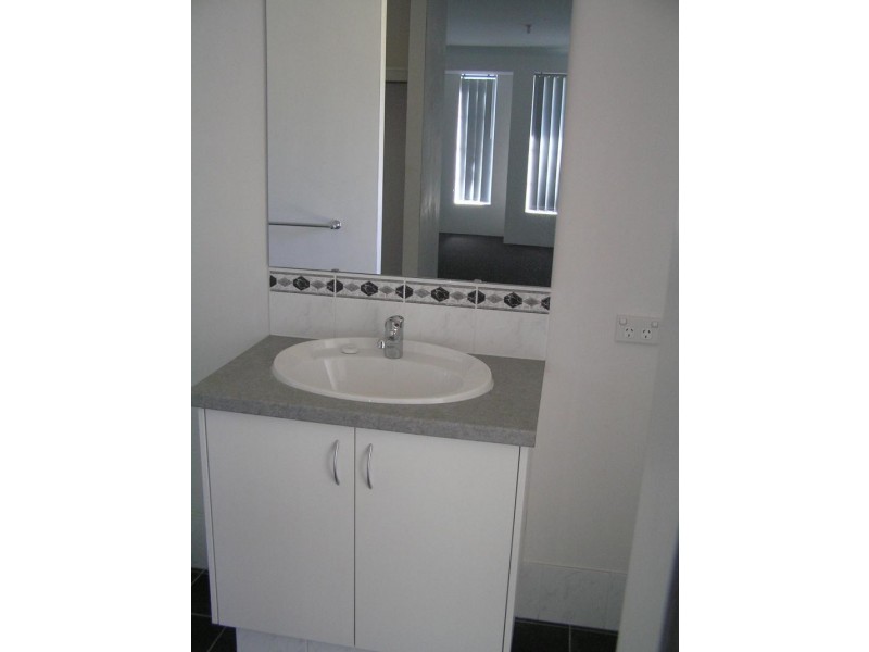 6 Sedgemoore Hill, Leda WA 6170