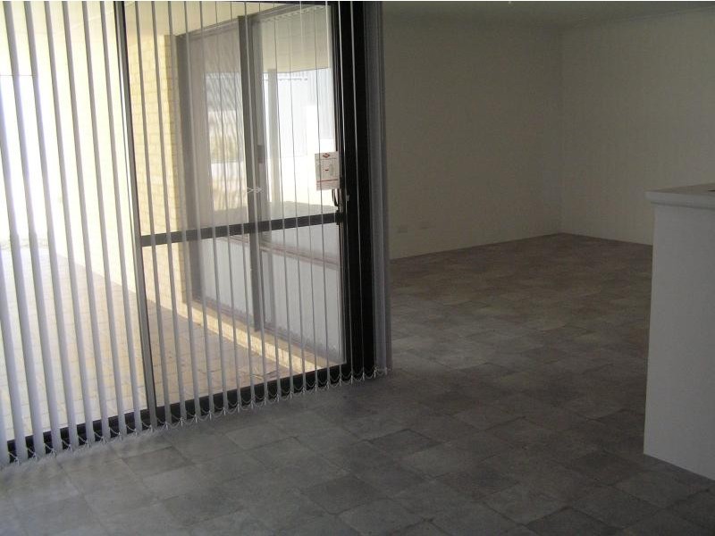 6 Sedgemoore Hill, Leda WA 6170