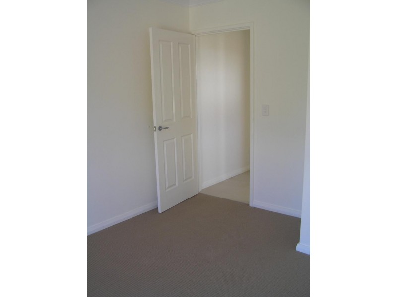 34 Dewar Street, Wannanup WA 6210