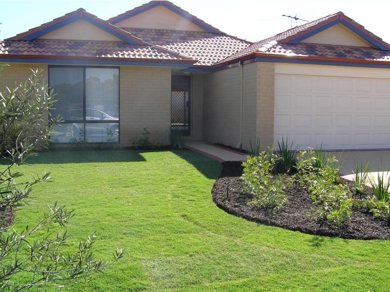 10 Kirra Road, Secret Harbour WA 6173