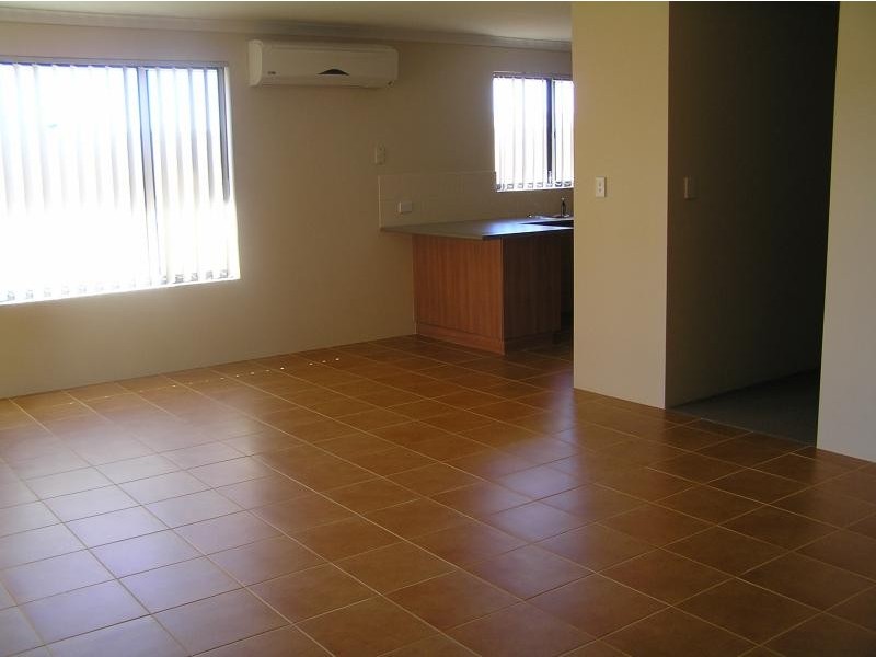 10 Kirra Road, Secret Harbour WA 6173