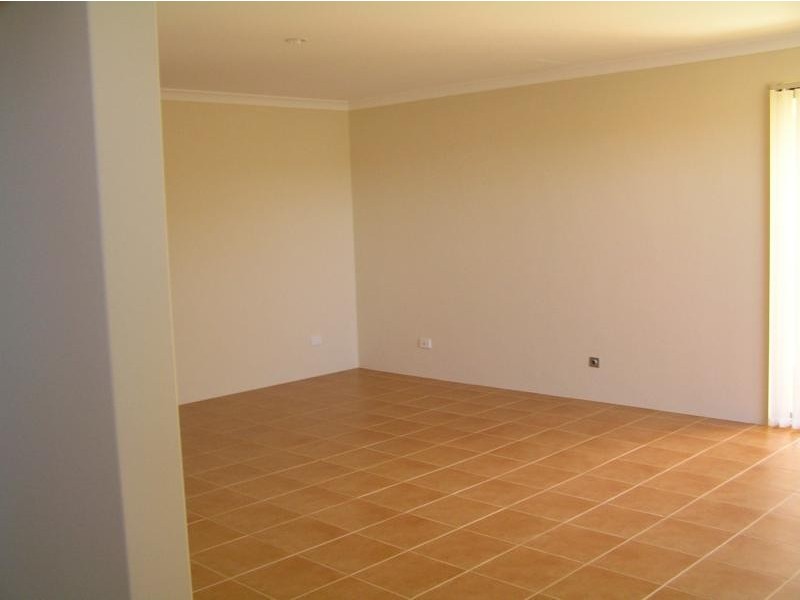 10 Kirra Road, Secret Harbour WA 6173