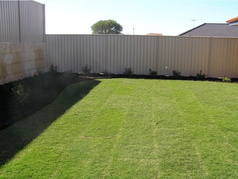 10 Kirra Road, Secret Harbour WA 6173