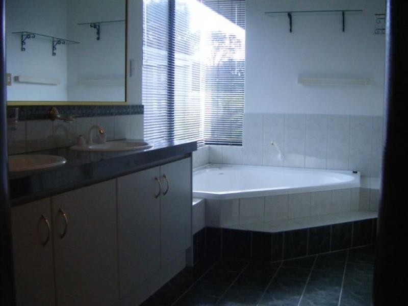 29 Brushbox Way, Huntingdale WA 6110