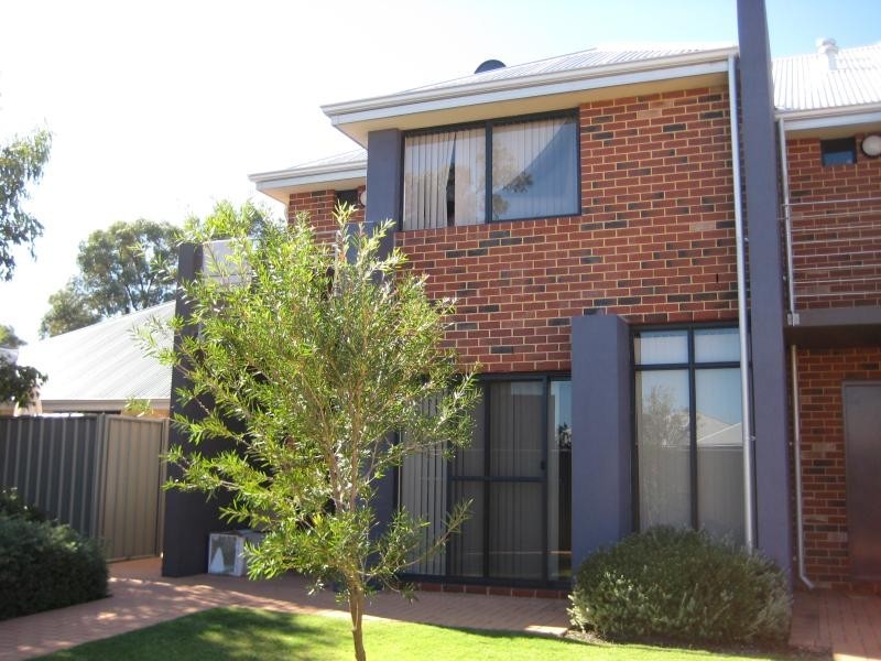 39/1 Mariners Cove Drive, Dudley Park WA 6210