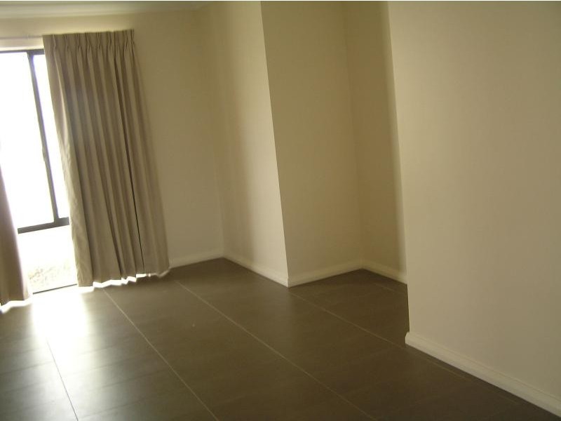 20 Zamia Loop, Wannanup WA 6210