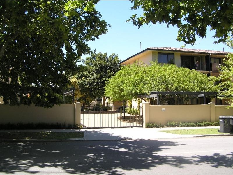 8/6 Kintail Road, Applecross WA 6153