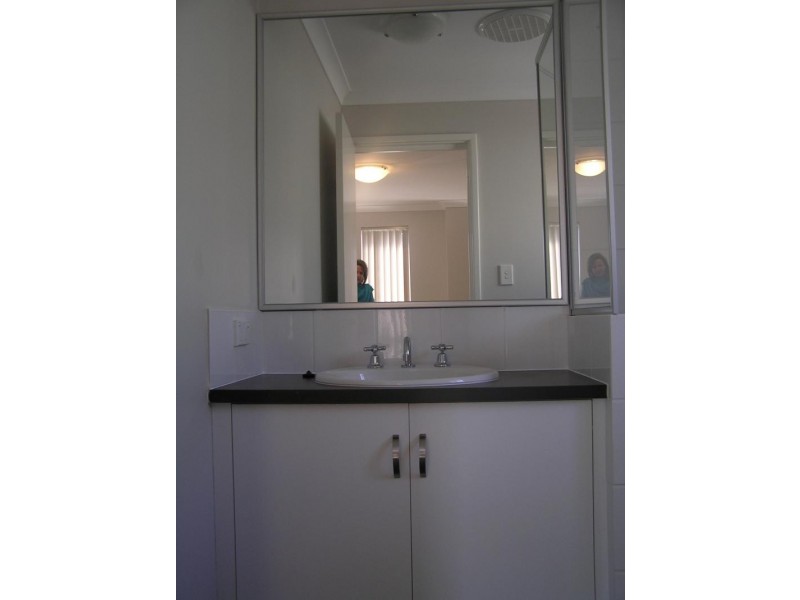 8 Alondro Way, Meadow Springs WA 6210