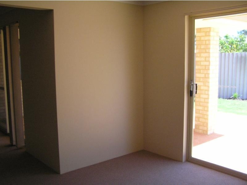 26 Gleddon Way, Hillarys WA 6025