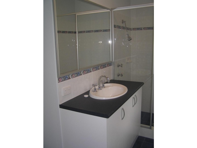 1/140 Eudoria Street, Gosnells WA 6110