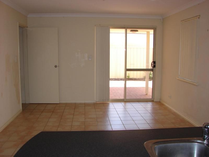 13/51 Braemore Street, Armadale WA 6112