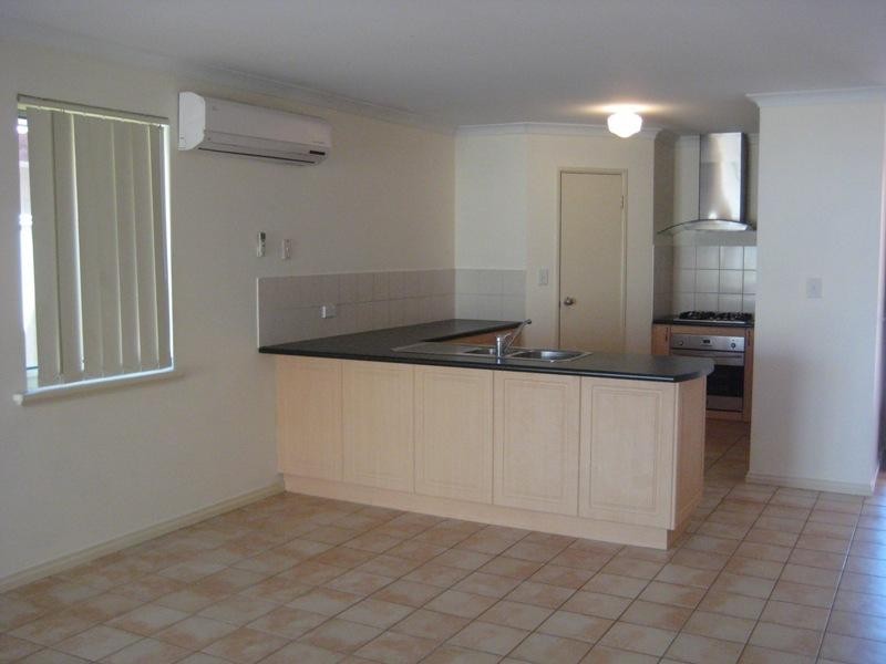 Unit 13/51 Braemore Street, Armadale WA 6112