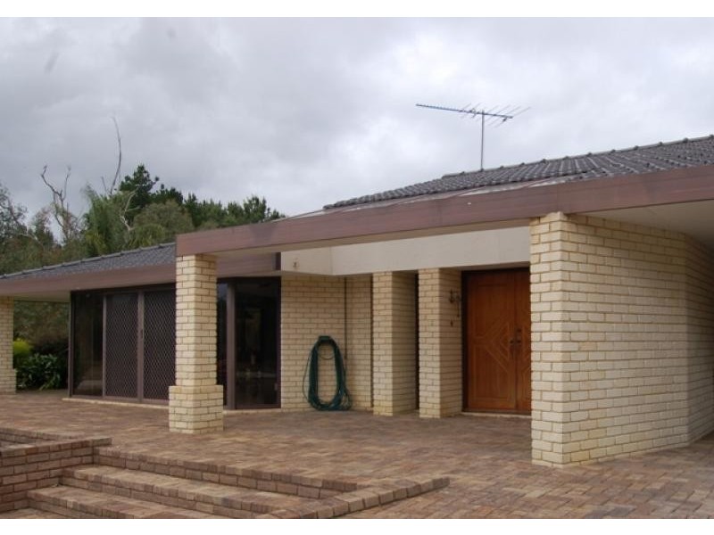 Lot 2287/201 ROUSSET ROAD, Mariginiup WA 6065