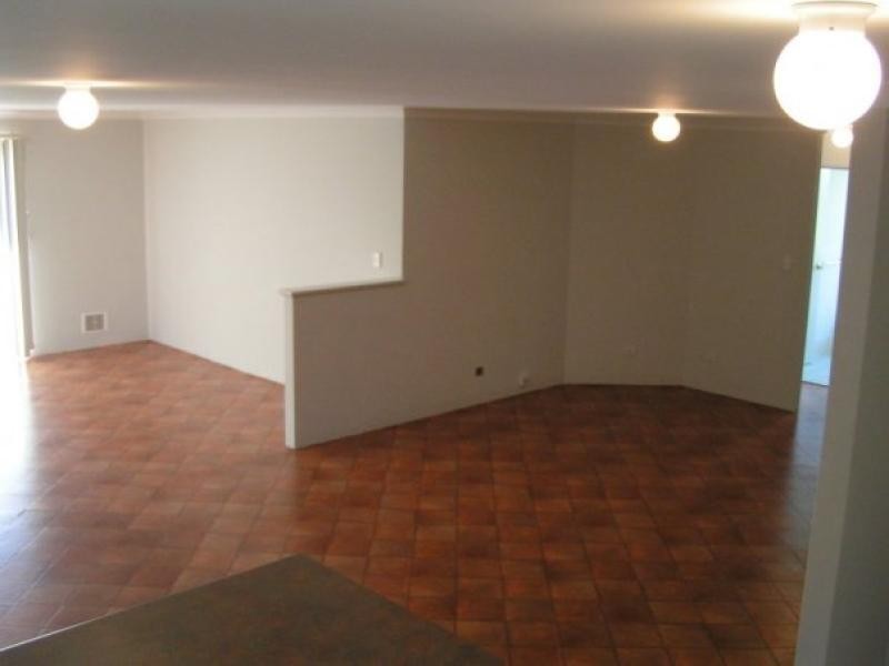 11 Bayside Boulevard, Port Kennedy WA 6172