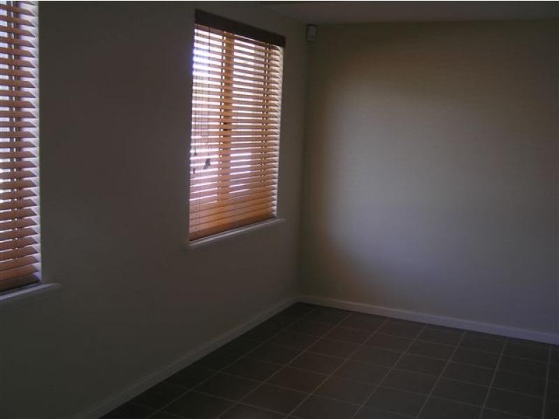 Unit 17/39 Simpson Street, Applecross WA 6153