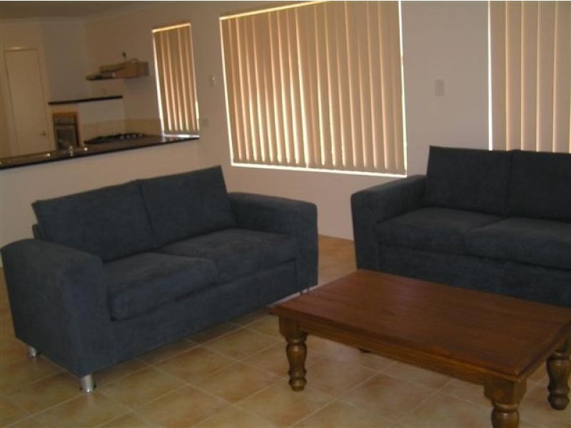 260 Tapper Road, Atwell WA 6164