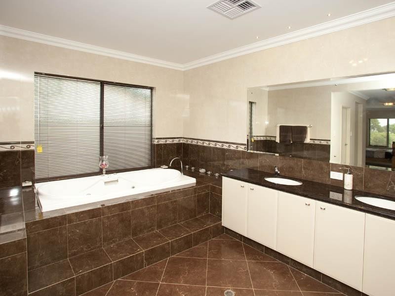 31 THIRD AVENUE, Kensington WA 6151