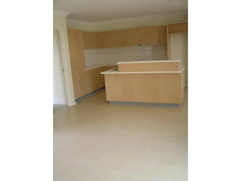 25 Zamia Loop, Wannanup WA 6210