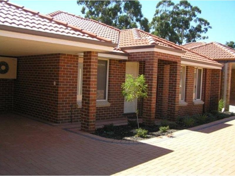 11/51 Third Avenue, Kelmscott WA 6111