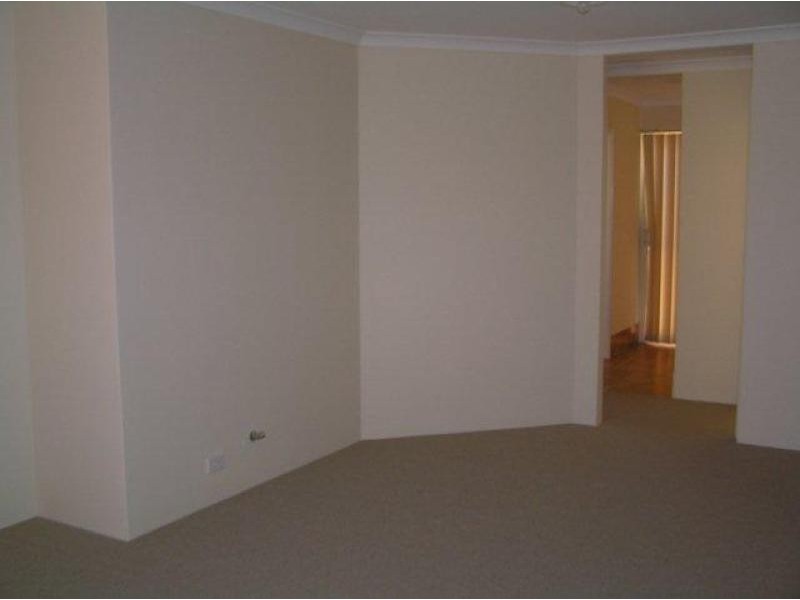 11/51 Third Avenue, Kelmscott WA 6111