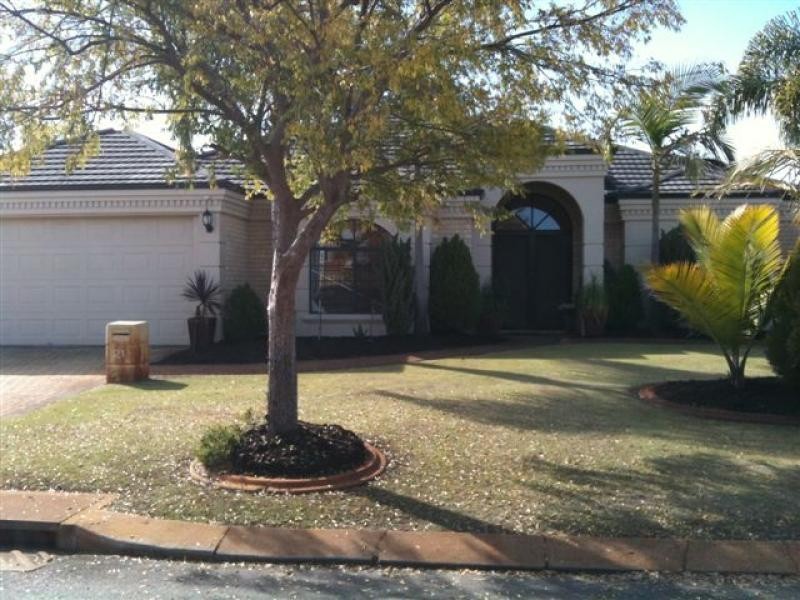 21 Engleswood Arcade, Canning Vale WA 6155