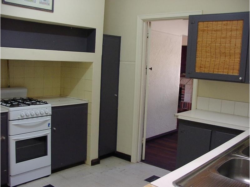 55 HOBBS AVENUE, Como WA 6152