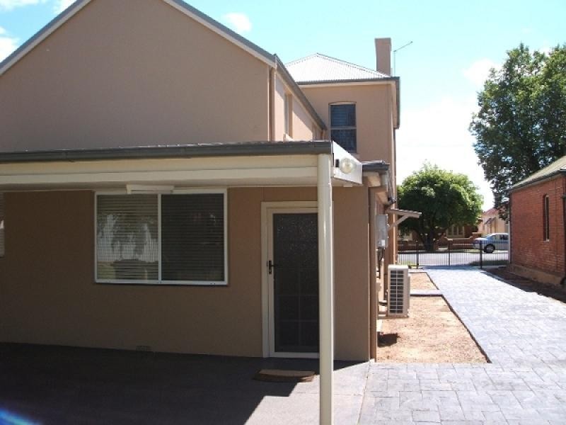 178 Piper Street, Bathurst NSW 2795