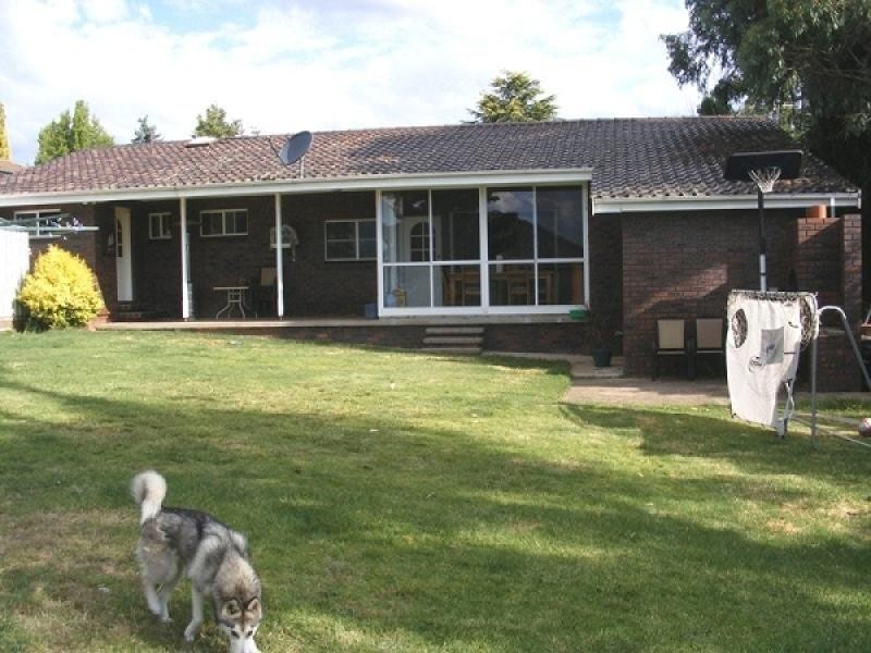 54 Alcheringa Road, Bathurst NSW 2795