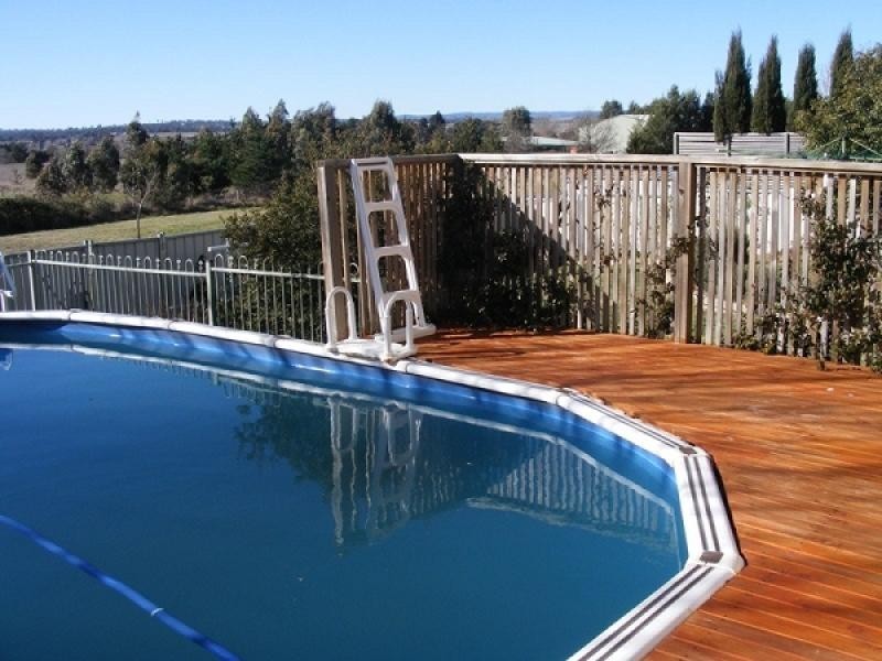 24 Abercrombie Drive, Bathurst NSW 2795