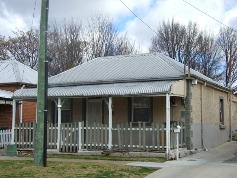 326 Howick Street, Bathurst NSW 2795