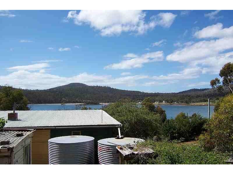 85 SOMMERS BAY ROAD, Murdunna TAS 7178