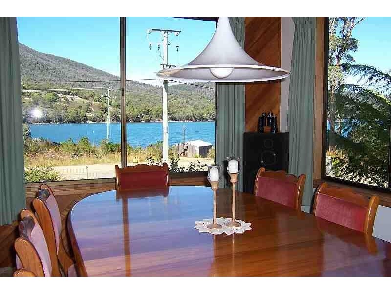 122 Old Jetty Road, Eaglehawk Neck TAS 7179