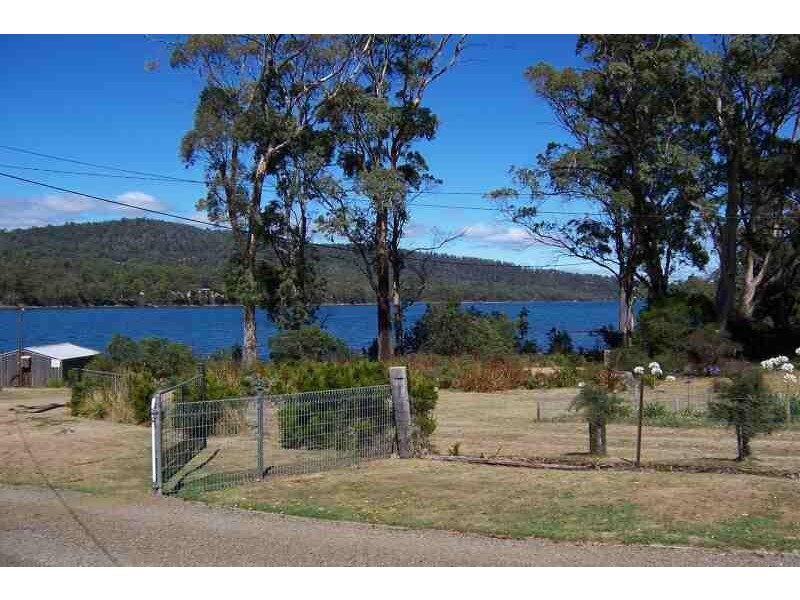 122 Old Jetty Road, Eaglehawk Neck TAS 7179