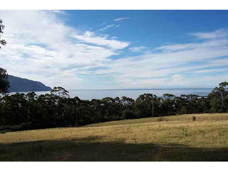180 Blowhole Road, Eaglehawk Neck TAS 7179