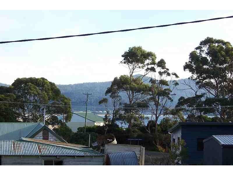 15 Tasmans Arch Road, Eaglehawk Neck TAS 7179