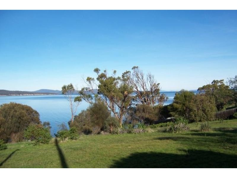 33 Linden Road, Primrose Sands TAS 7173