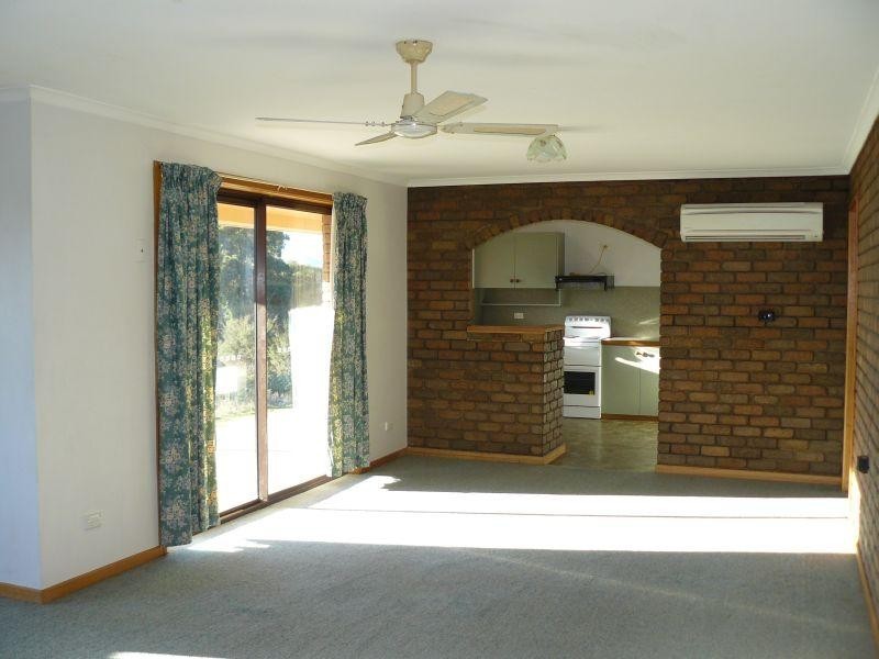 6 Greatbatch Drive, White Beach TAS 7184