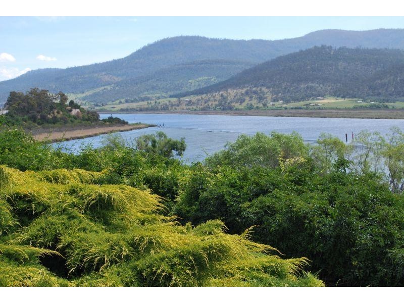 305 Lyell Highway, Granton TAS 7030