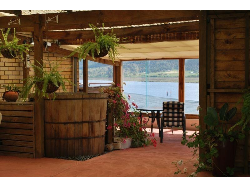 305 Lyell Highway, Granton TAS 7030